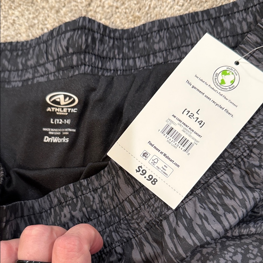 Black Patterned Women Shorts - Picture 2 of 2